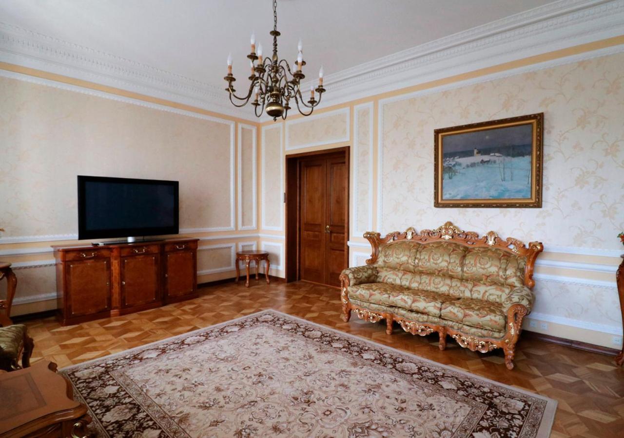 مينسك Vip Apartments Dipservice Hall المظهر الخارجي الصورة